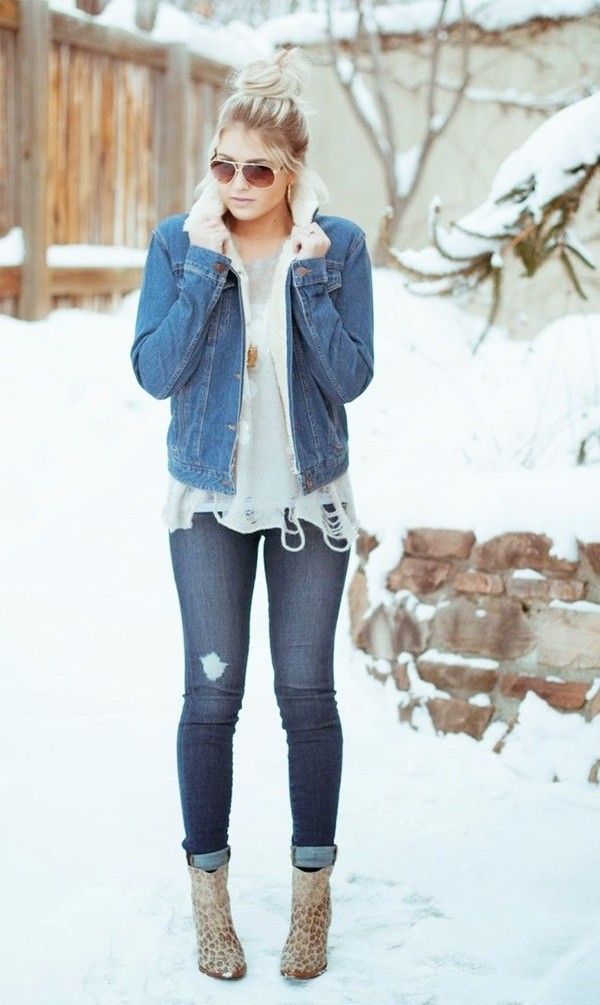 Светлые джинсы зимой